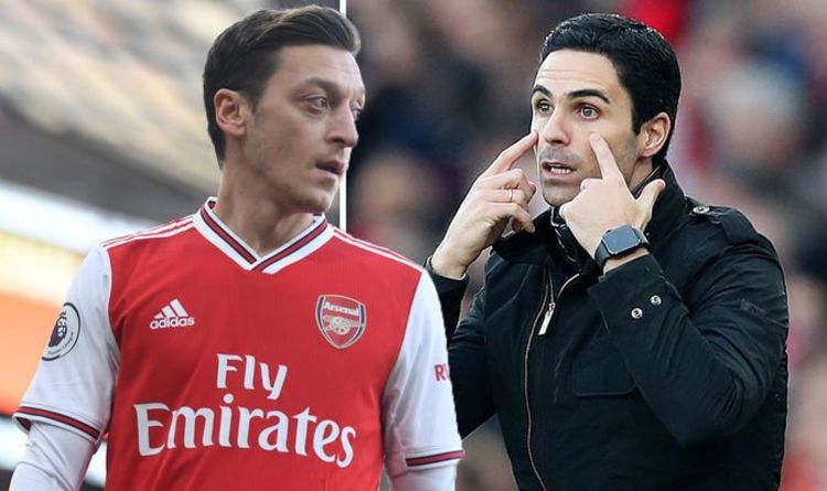 Arteta tiết lộ lý do Ozil bị loại khỏi đội hình Arsenal