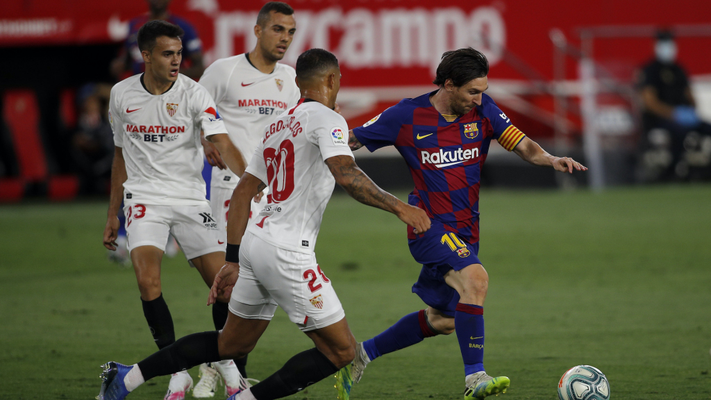 Barcelona vs Sevilla: Con mồi yêu thích nhất của Messi