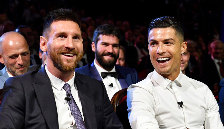 Messi nói gì sau khi lỡ cơ hội đối đầu với Ronaldo?