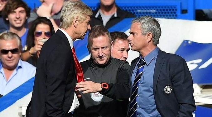 Ông già gân Wenger trả đũa lời cà khịa của Mourinho