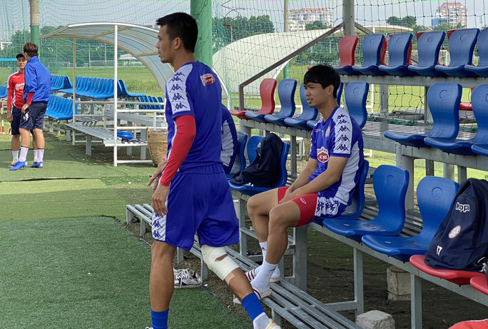 Công Phượng nguy cơ vắng mặt trận gặp Hà Nội FC