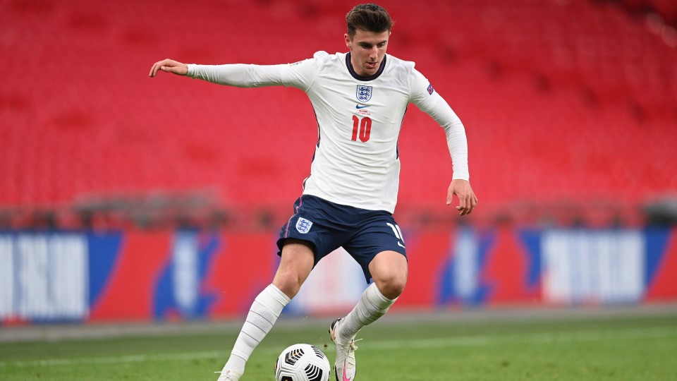 VIDEO: Mason Mount lập siêu phẩm không tưởng cho ĐT Anh