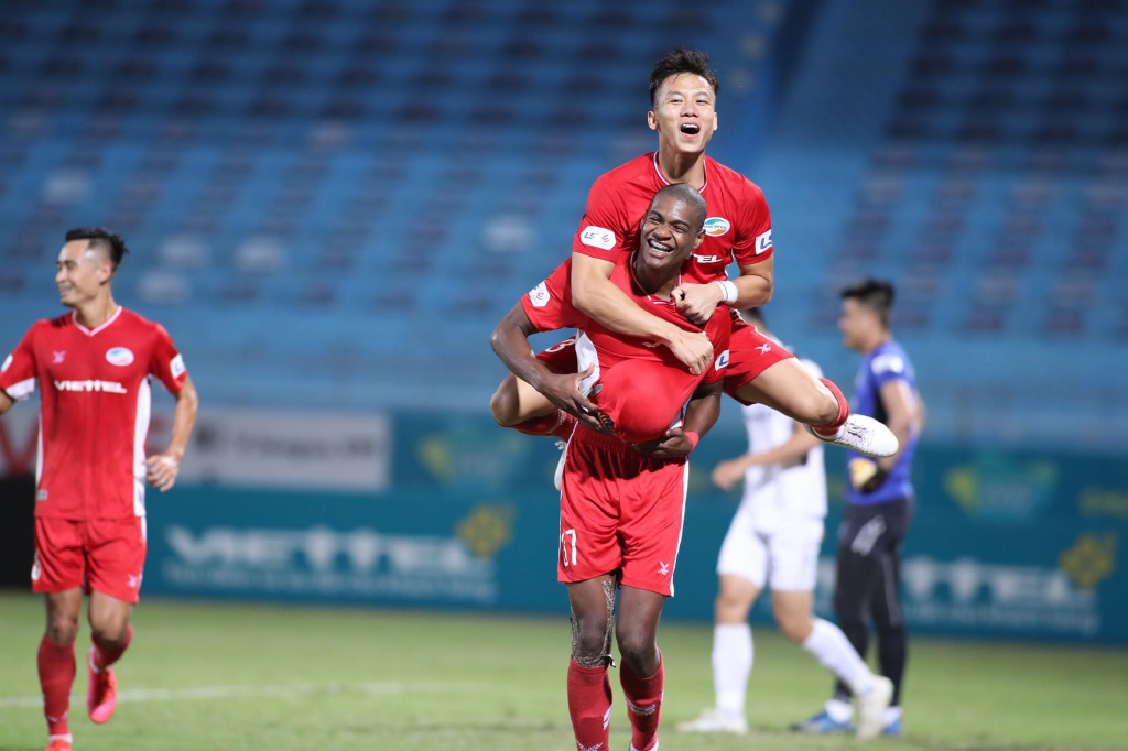 HLV Trương Việt Hoàng: “Viettel ngại Hà Nội FC”