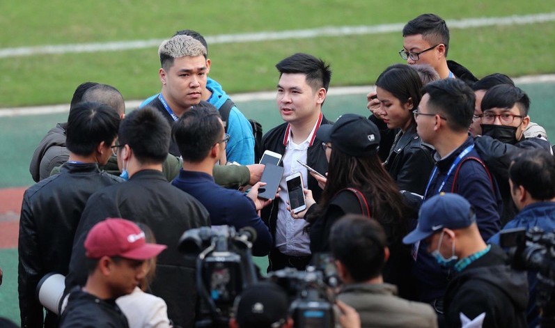 Chủ tịch Hà Nội FC: “Sẽ có nhiều Văn Hậu sang châu Âu thi đấu”