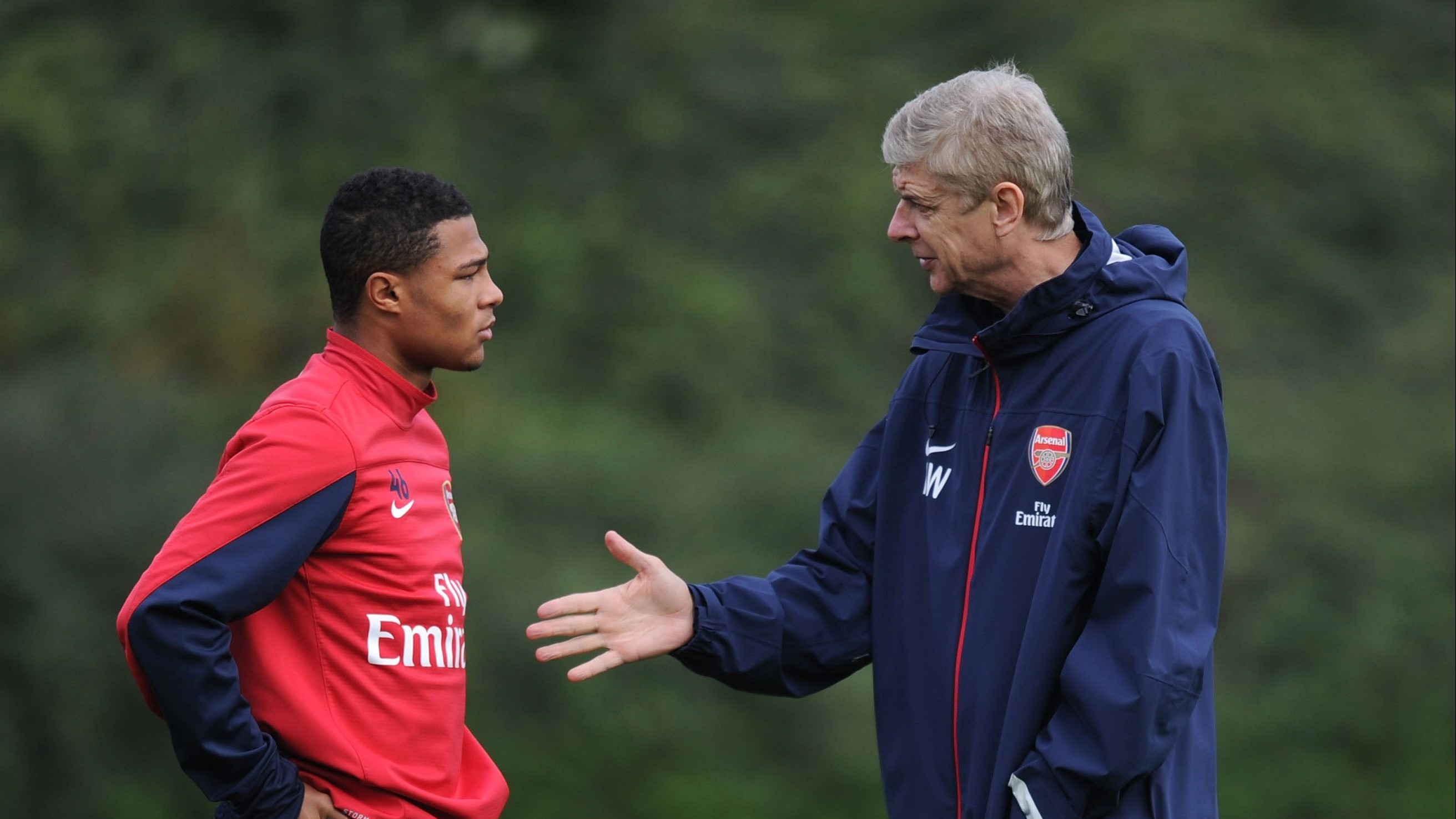 Arsene Wenger tiết lộ lí do Gnabry chia tay Arsenal