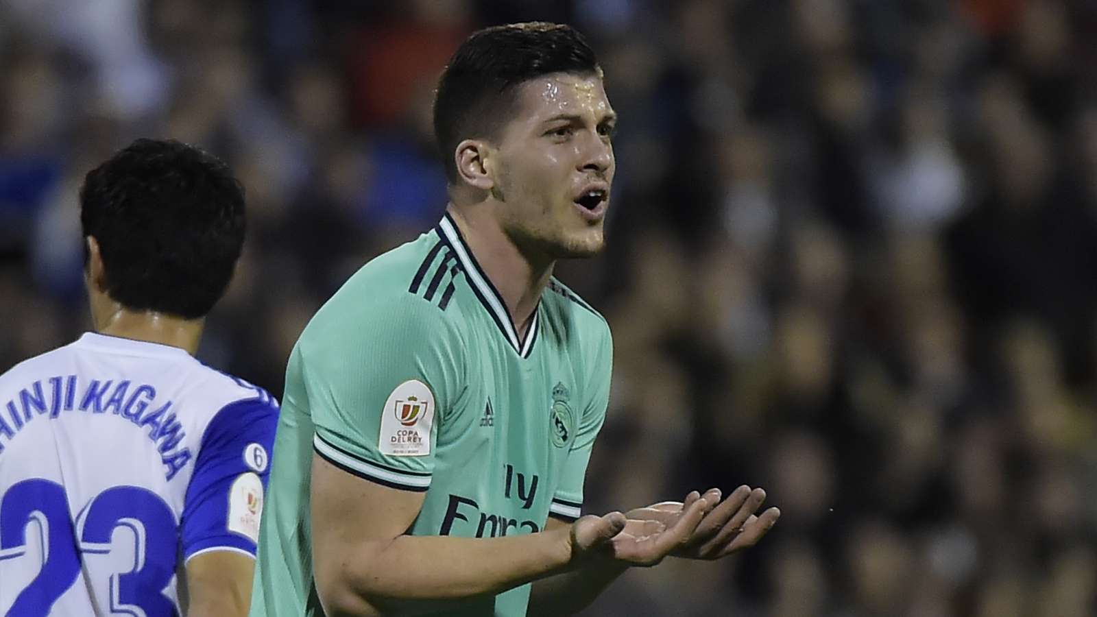 Luka Jovic: “Chuyện quái gì đang xảy ra với tôi tại Real Madrid vậy?”