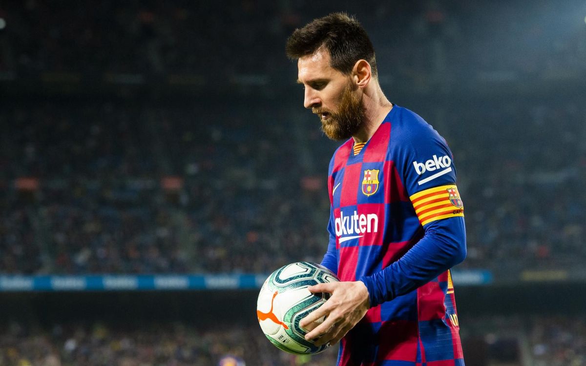 Messi bất ngờ nhắc lại vụ đấu khẩu với Abidal giữa bão căng thẳng tại Barca
