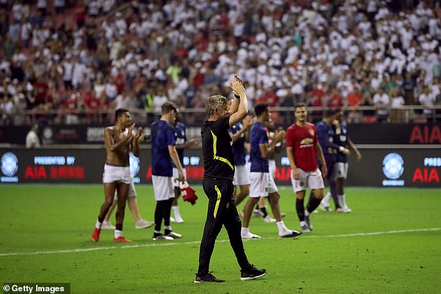 MU, Man City và các CLB Anh lên kế hoạch “chia tay” châu Á vì Corona