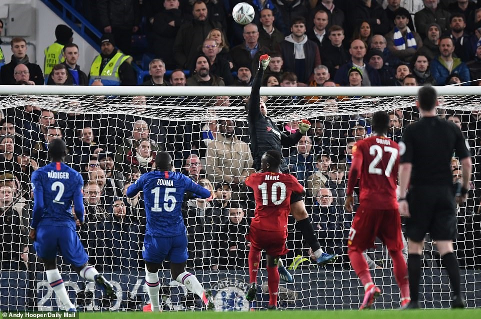 Kepa cứu thua nhiều nhất trong ngày Chelsea hạ Liverpool 