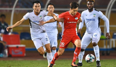 6 CLB đồng ý đá V-League tập trung