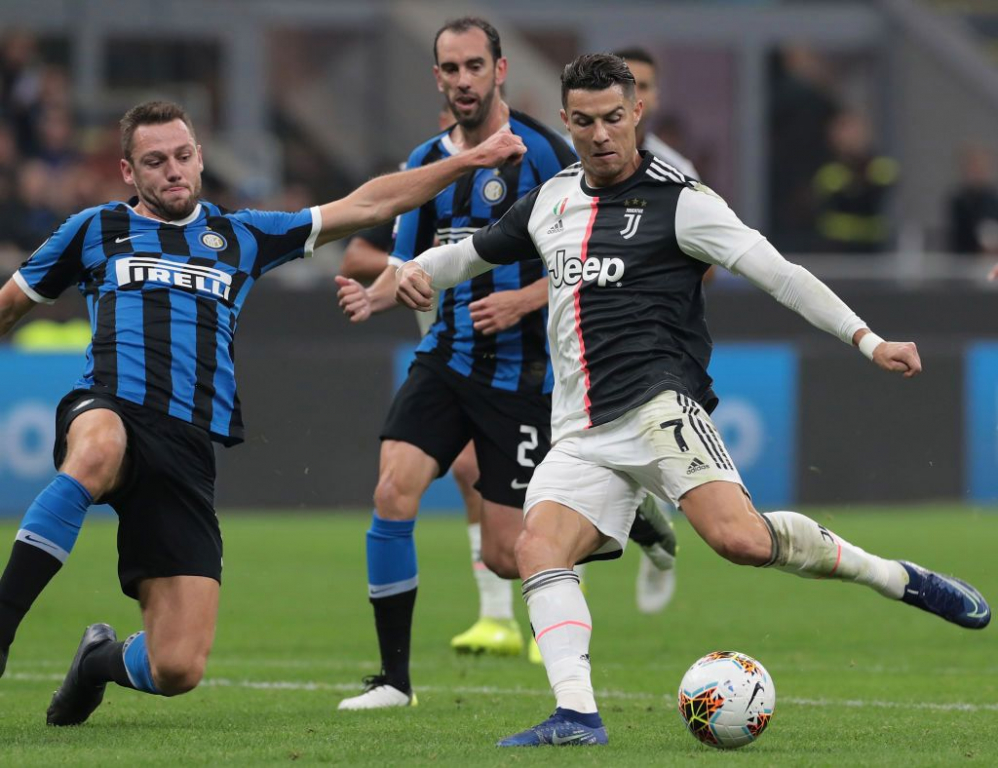 Xác định thời gian đá bù trận derby Italia giữa Juventus và Inter