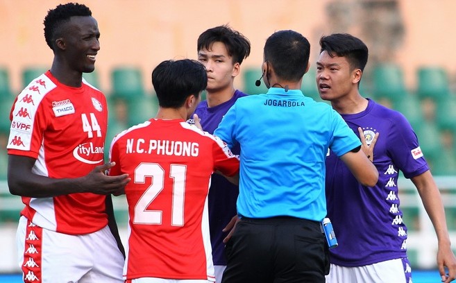 Hành động đẹp của Công Phượng trong trận đấu với Hà Nội FC 