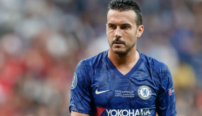 Pedro của Chelsea bị truyền thông quê nhà “báo hại”