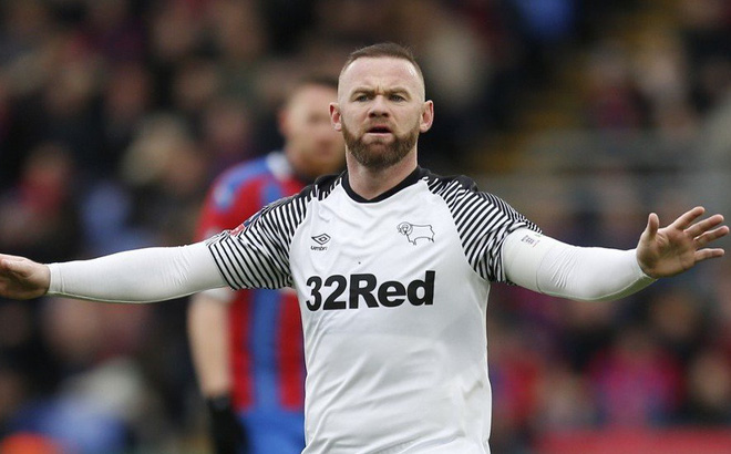 Rooney chỉ trích chính phủ Anh không bảo vệ cầu thủ trước đại dịch Covid-19