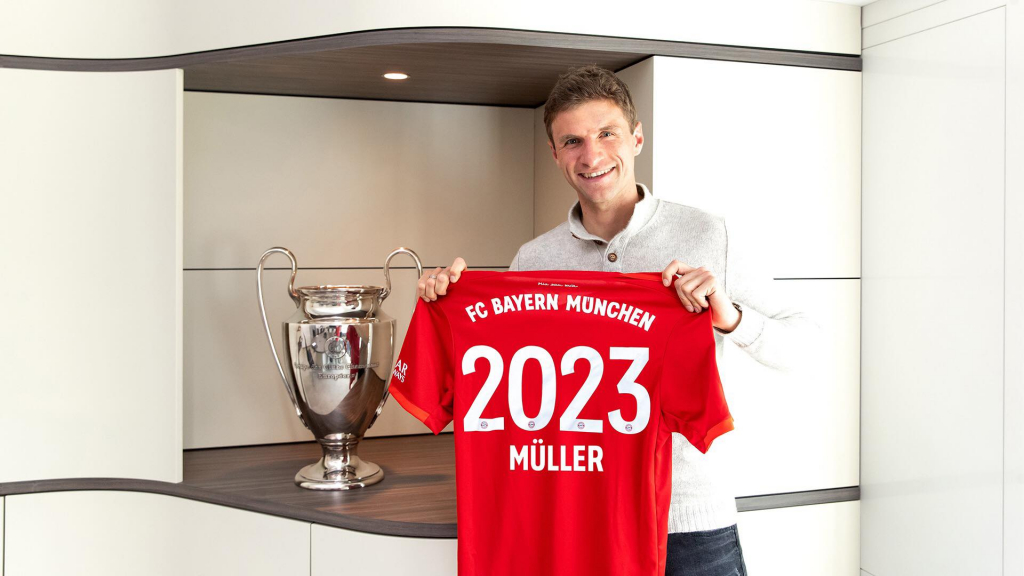 Bayern Munich CHÍNH THỨC trói chân thành công trụ cột