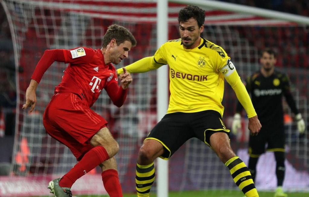 NÓNG: Bayern, Dortmund có thể phải… đeo khẩu trang thi đấu
