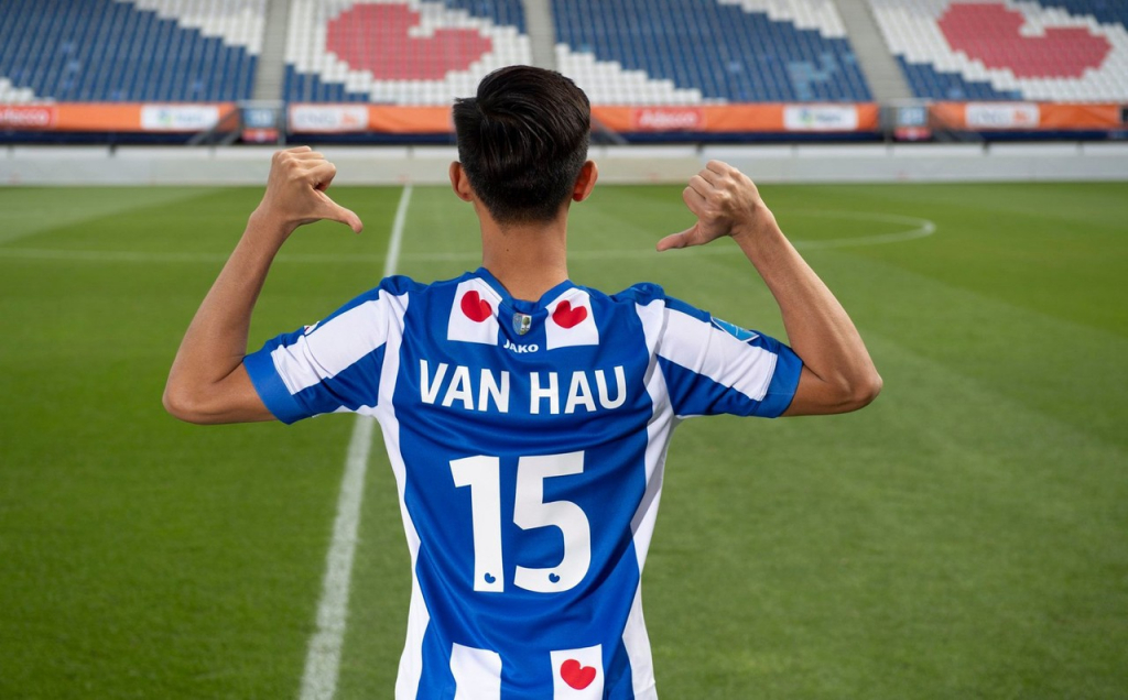 Văn Hậu có cửa ở lại Heerenveen vì chính sách chuyển nhượng mới