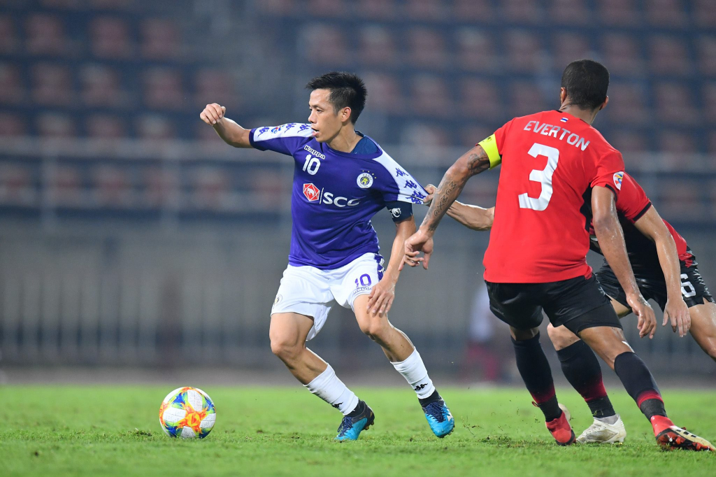Văn Quyết ghi được tổng cộng 19 bàn thắng trong 4 lần cùng CLB Hà Nội tham dự AFC Cup