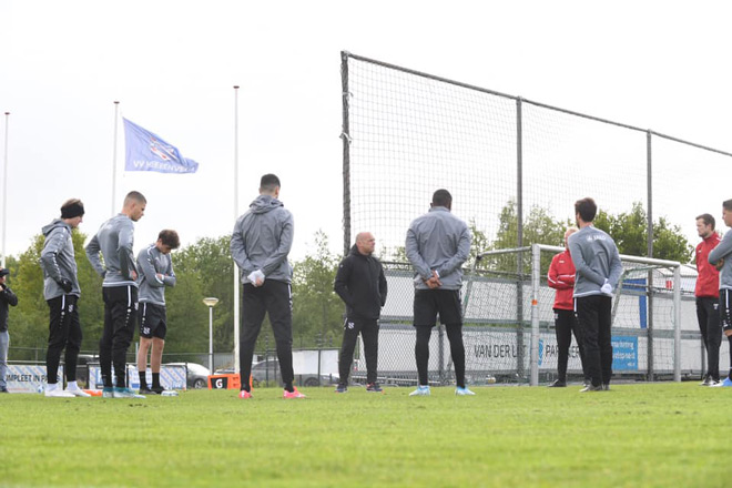 Văn Hậu trở lại tập luyện, Heerenveen - Hà Nội FC đã đạt thỏa thuận?