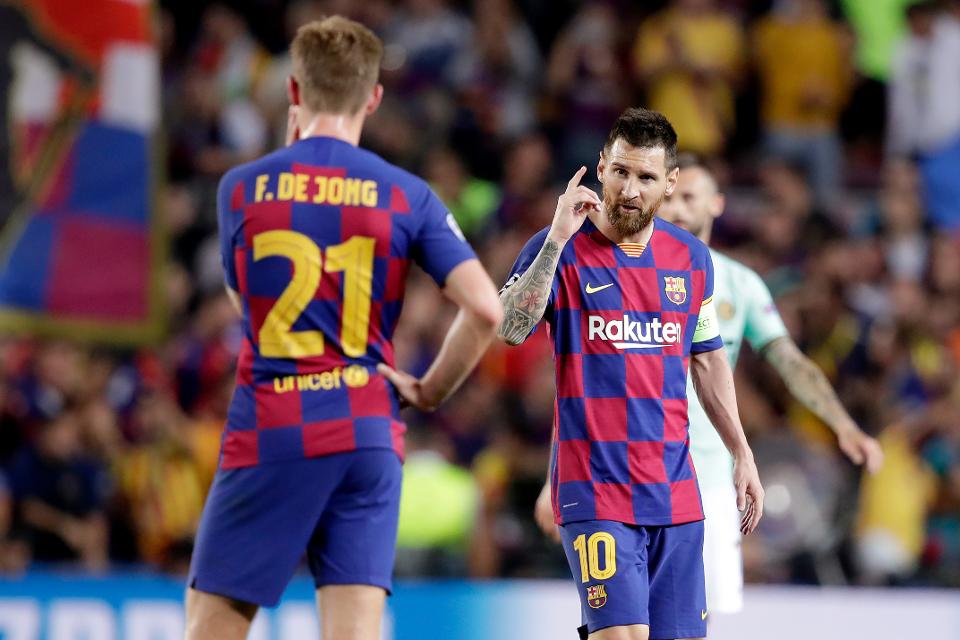 De Jong thừa nhận phục tùng Messi để hòa nhập tại Barca