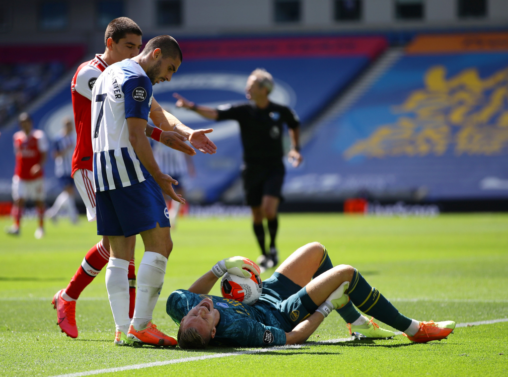 Bernd Leno chấn thương nặng, Arsenal tan nát hàng thủ