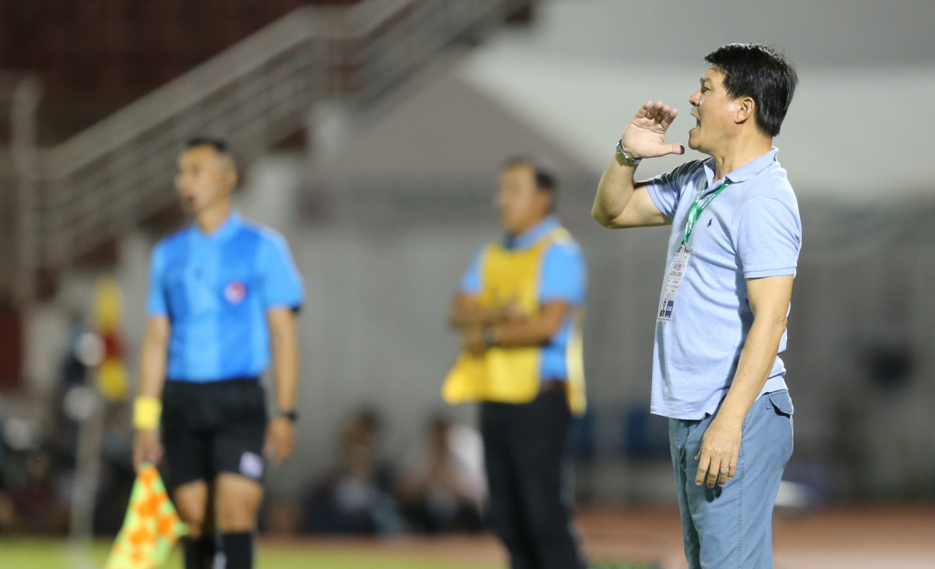 Đấu HAGL, HLV Sài Gòn FC tính dùng “gậy ông đập lưng ông”