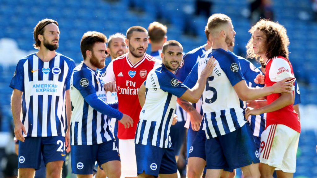 Thua đau Brighton, Arsenal còn đối mặt với án phạt từ FA