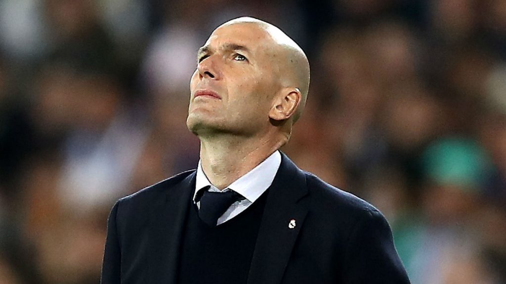 HLV Zidane chia sẻ u ám về tương lai ở Real Madrid