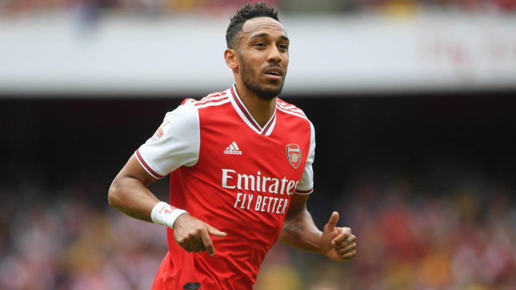 Arsenal sẵn sàng tăng lương để níu chân Aubameyang