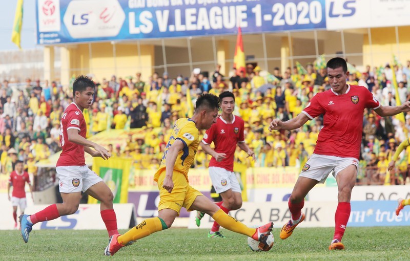 Điểm tin bóng đá tối 12/7: Derby xứ Nghệ bất phân thắng bại, Hà Nội FC tiếp tục gây thất vọng