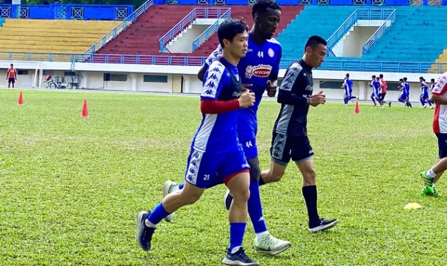 Công Phượng, Tiến Dũng tập nặng trước trận gặp Hà Nội FC