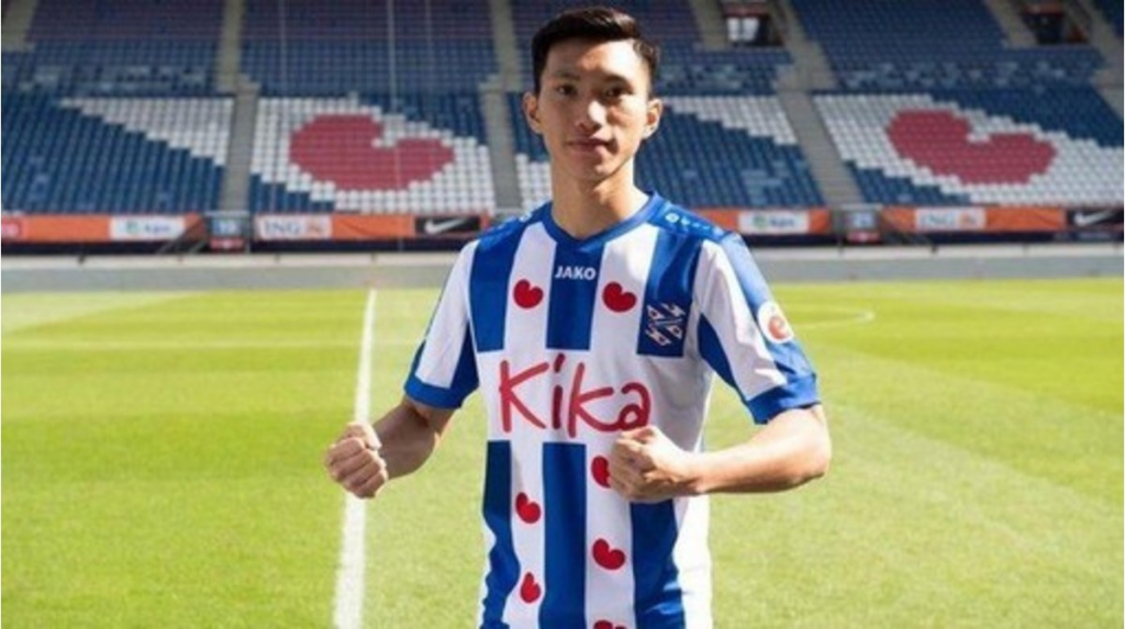 Hà Nội FC gửi tối hậu thư đến Heerenveen, chốt tương lai của Văn Hậu