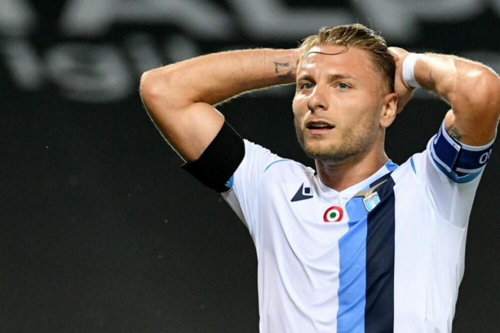 Immobile đen đủi ngang Lionel Messi mùa bóng này