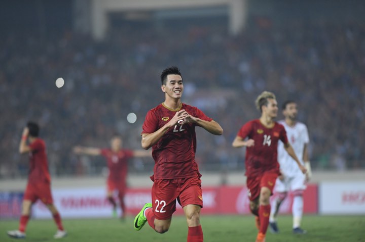 Kiatisak đề cao tuyển Việt Nam vì lợi thế đang có tại VL World Cup
