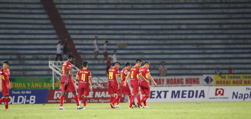 SLNA: Đã đến lúc tỉnh giấc sau “tuần trăng mật”