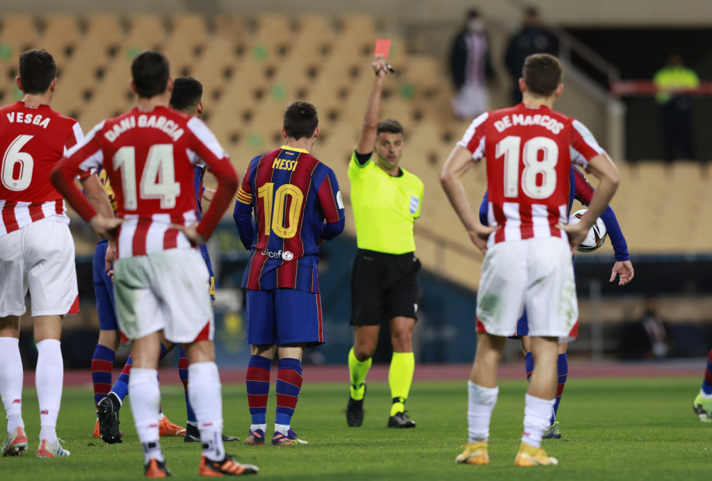 Barcelona sẵn sàng kháng cáo án treo giò của Messi