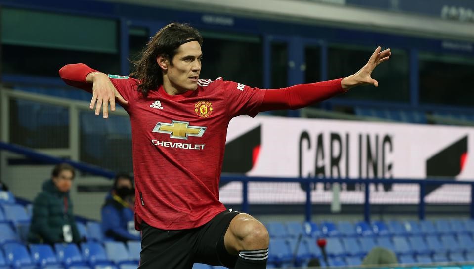 Solskjaer xác nhận khả năng ra sân của Cavani ở trận gặp Everton