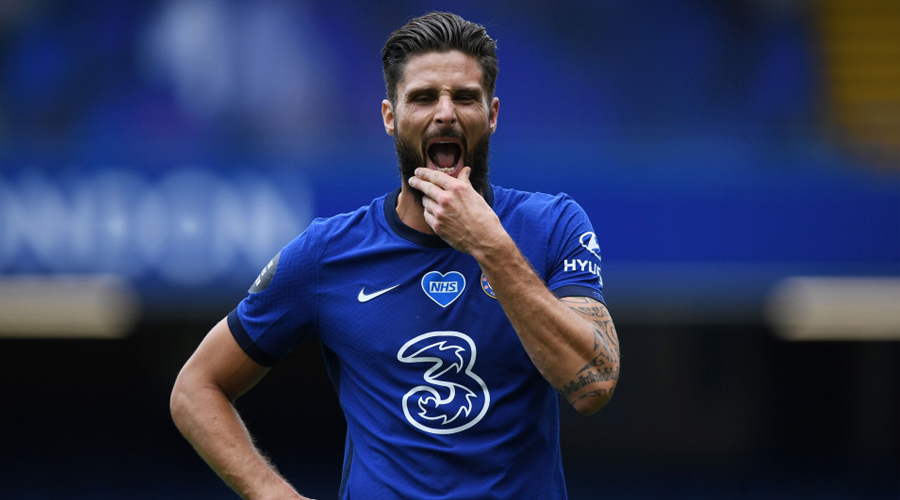 Chelsea đang dầu sôi lửa bỏng, Giroud lại bắt đầu ca cẩm