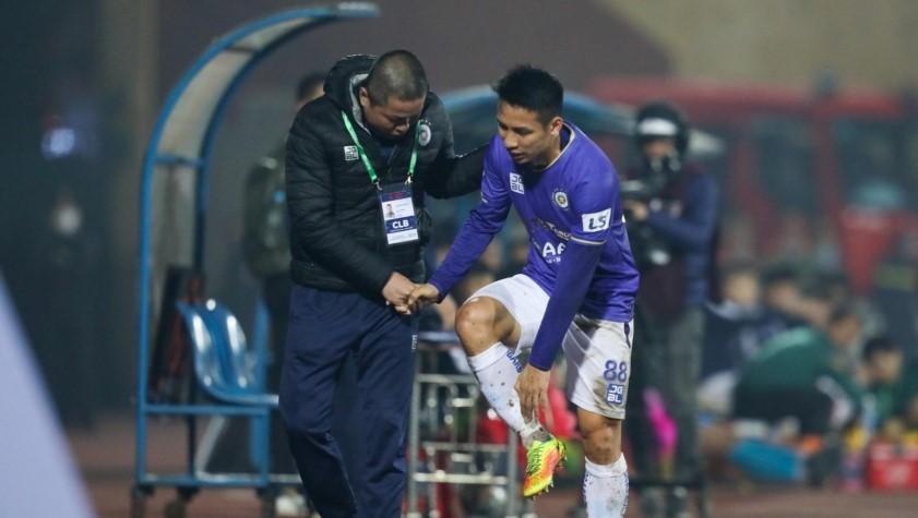 Tiết lộ thời gian Hà Nội FC mất Hùng Dũng vì chấn thương