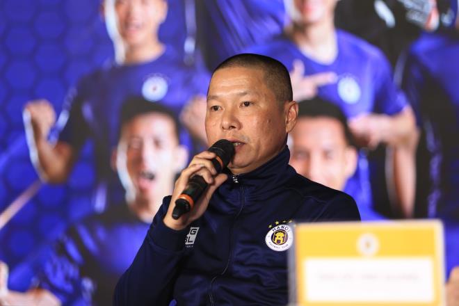 HLV Hà Nội FC đề cao Kiatisak, e dè HAGL trước V-League 2021