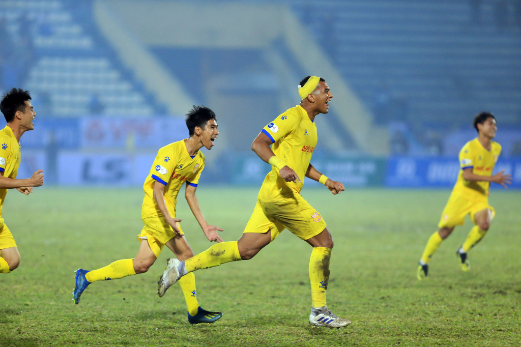 Nam Định - “Ẩn số” thú vị tại V.League 2021