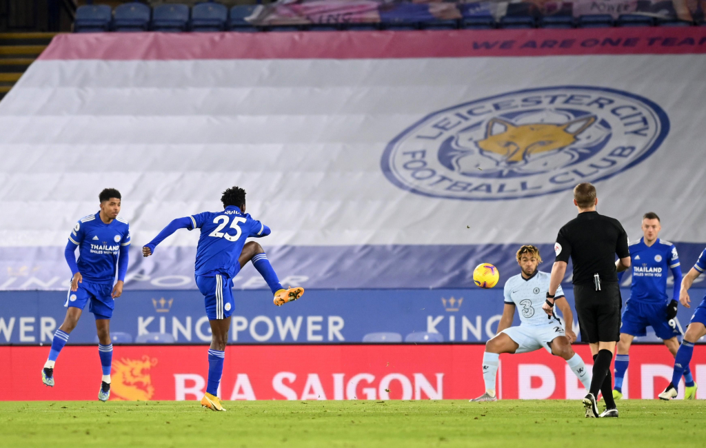 Tấn công kém sắc, Chelsea thất bại trước Leicester