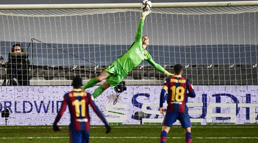 Vắng Messi, Barca đã có “siêu anh hùng” khác ở Siêu cúp TBN