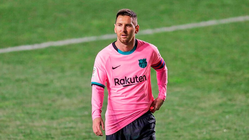 VIDEO: Messi khiến tất cả phải ngả mũ ngày trở lại