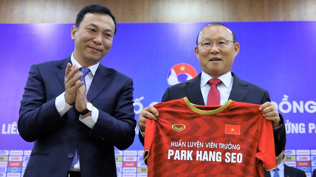 Cuộc gặp 10 tiếng giữa HLV Park và VFF thay đổi lịch sử bóng đá Việt Nam