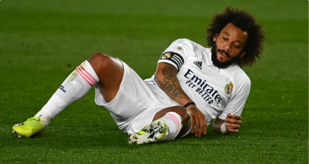 Mất thêm Marcelo, Real Madrid còn đúng 3 hậu vệ