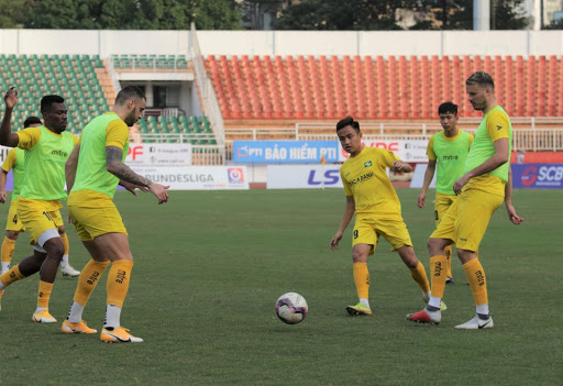 Lộ diện trận đấu đầu tiên của SLNA trước khi V.League quay lại