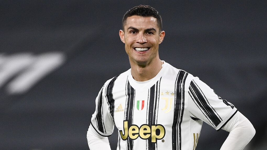 Ronaldo lập thêm cột mốc không ai sánh kịp trong sự nghiệp