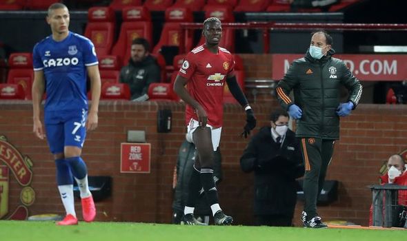 Mất 3 điểm trước Everton, MU còn đón tin xấu về Pogba