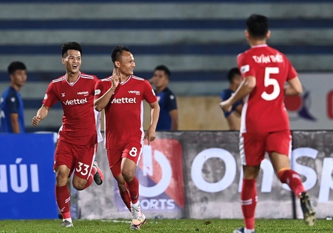 Thắng ngược Nam Định, CLB Viettel trở lại nhóm dẫn đầu
